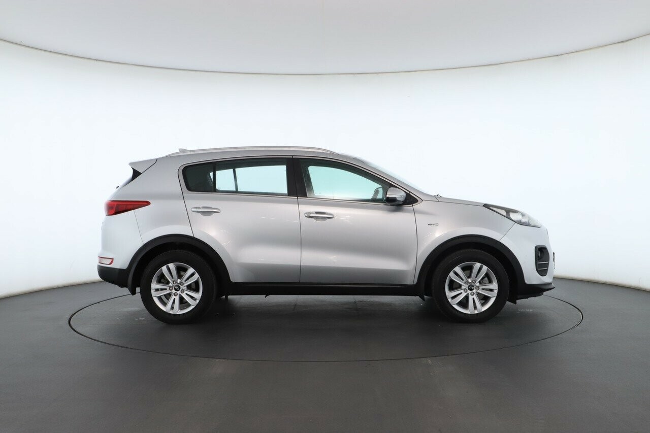 Kia Sportage image 2