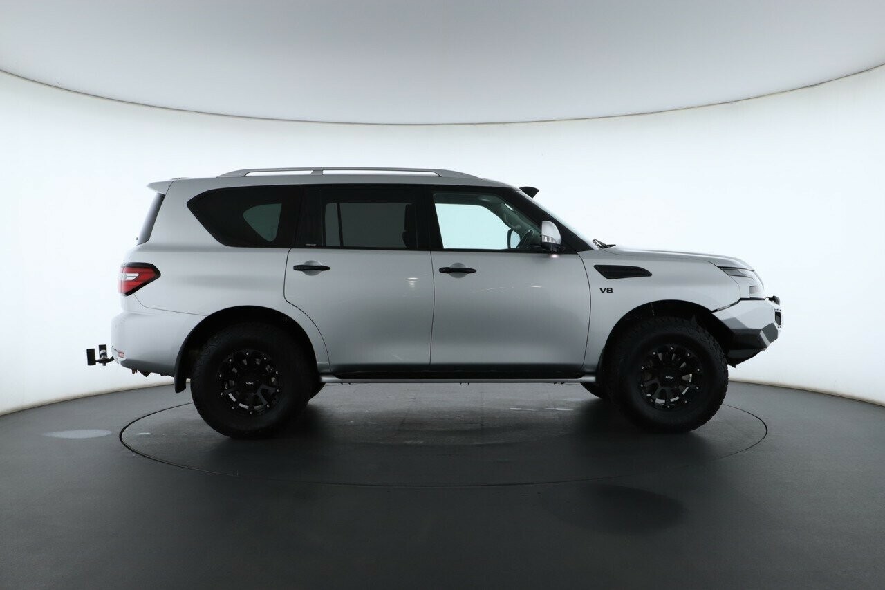 Nissan Patrol image 2