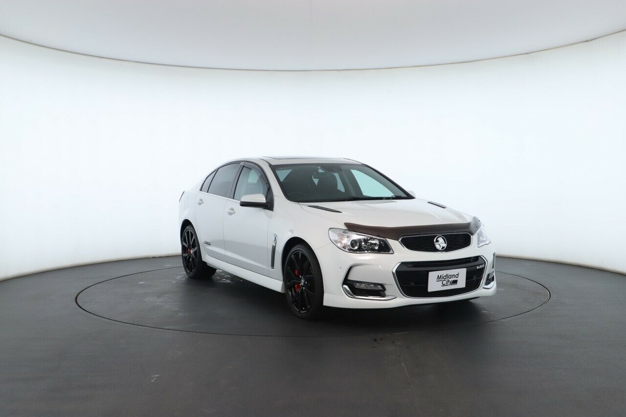 Holden Commodore image 4
