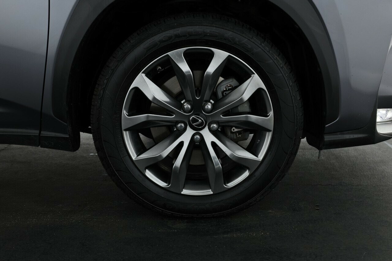 Lexus Nx image 3
