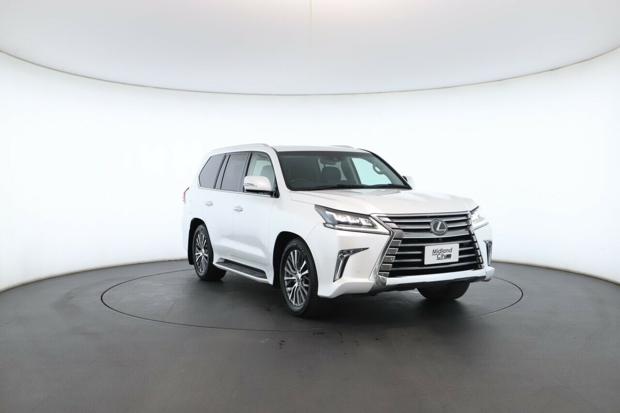 Lexus Lx image 4