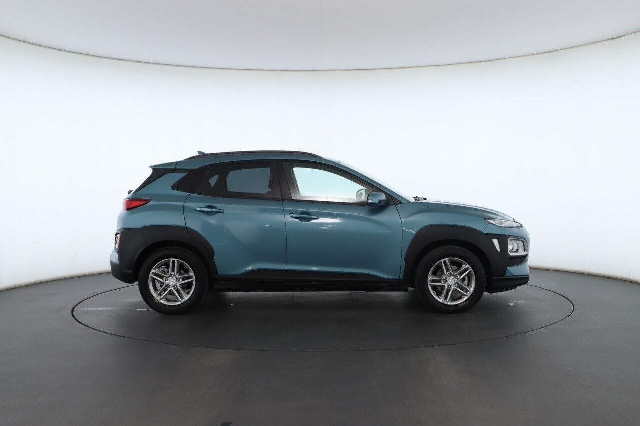 Hyundai Kona image 2