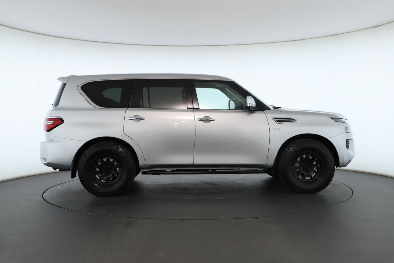 Nissan Patrol image 2