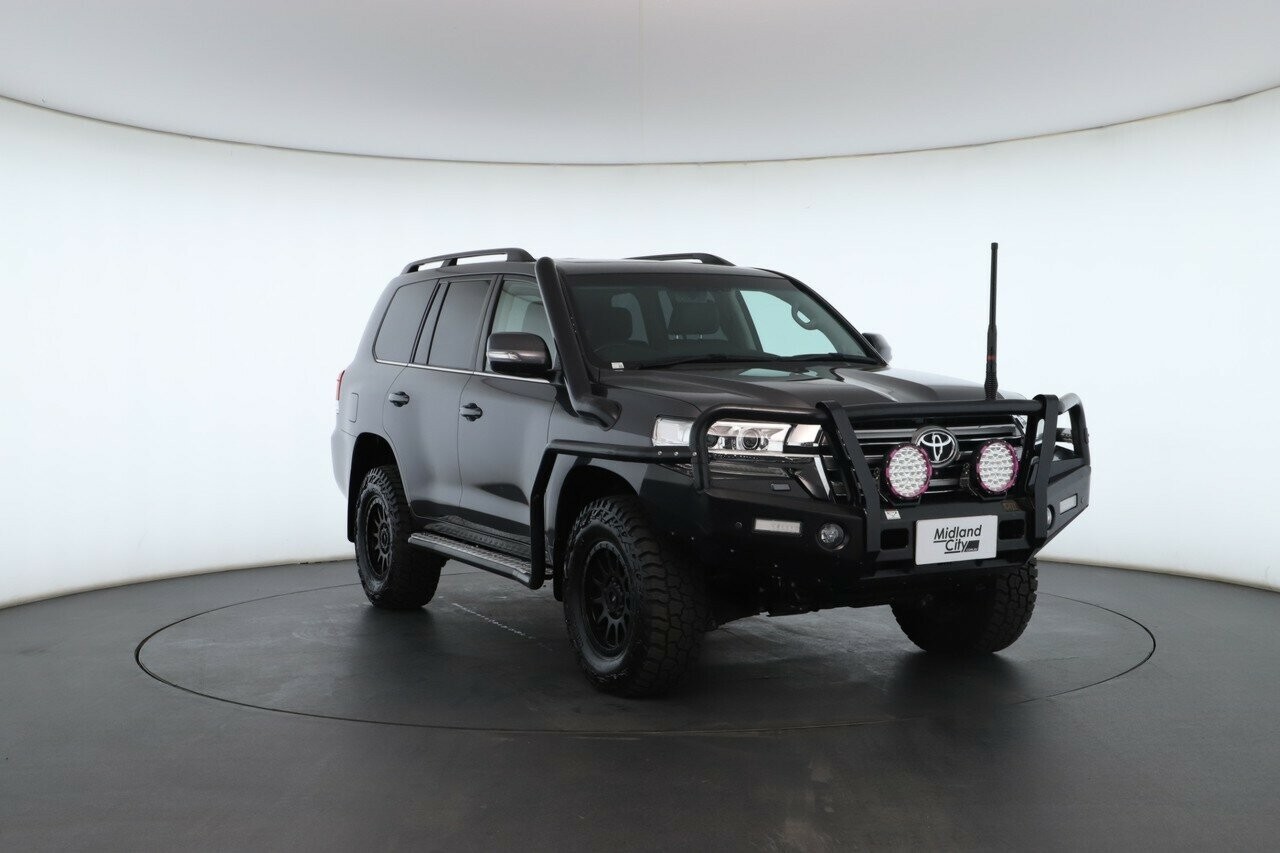 Toyota Landcruiser image 4