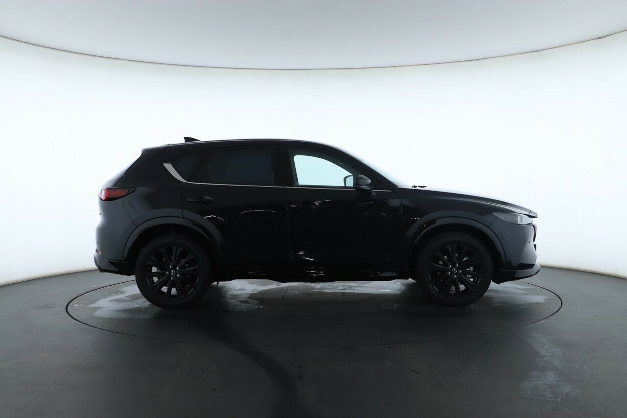 Mazda Cx-5 image 2