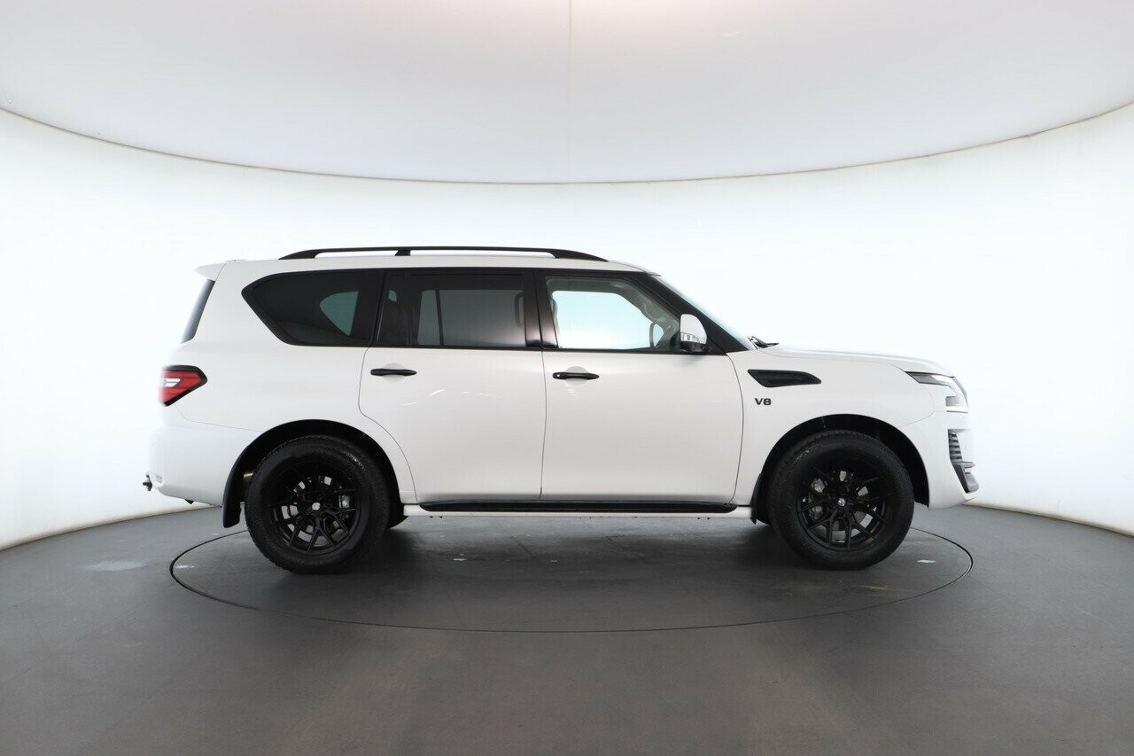 Nissan Patrol image 2