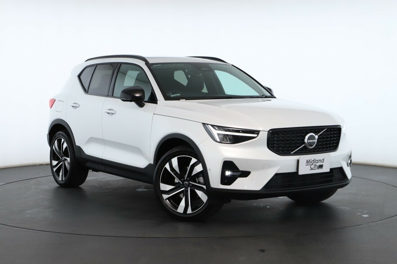Volvo Xc40 image 1