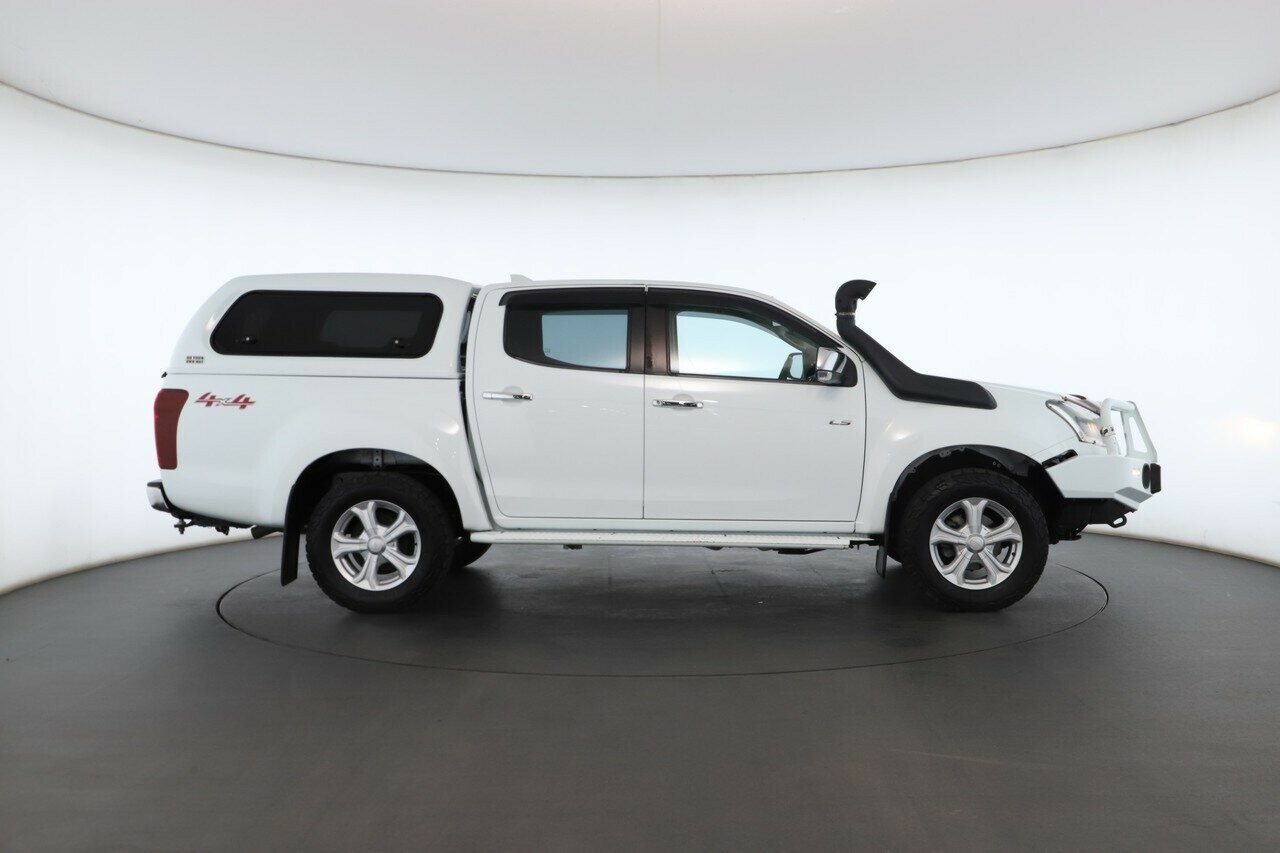 Isuzu D-max image 2