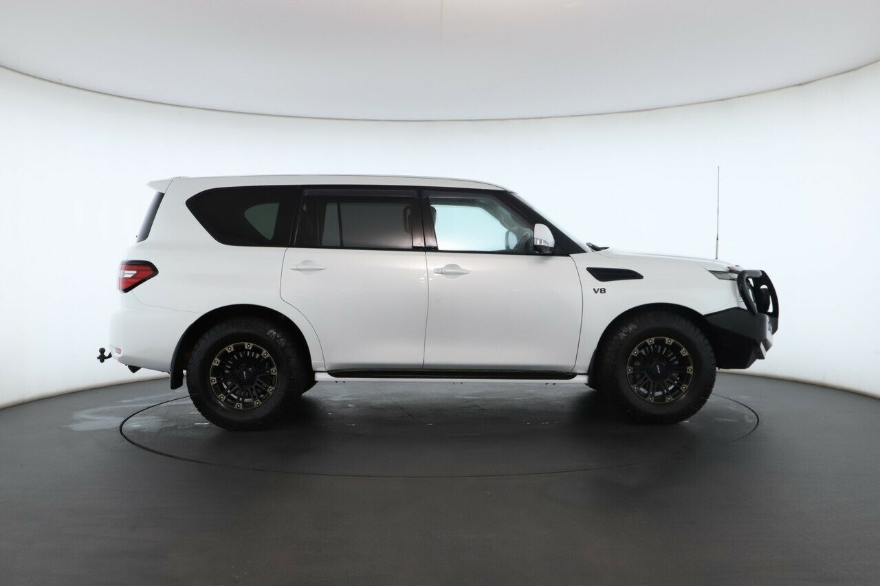 Nissan Patrol image 2