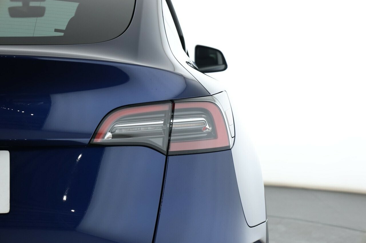 Tesla Model Y image 4
