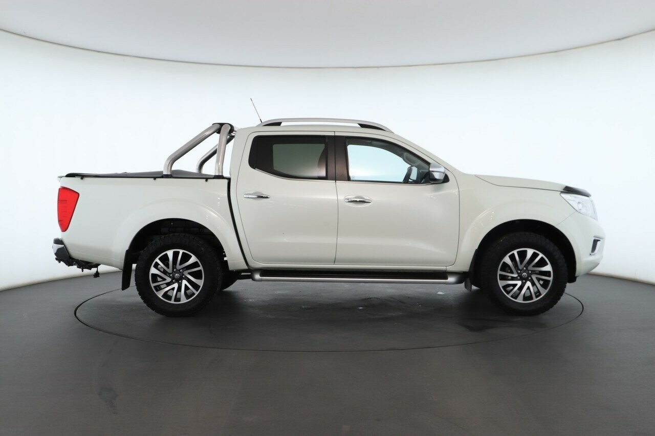 Nissan Navara image 2