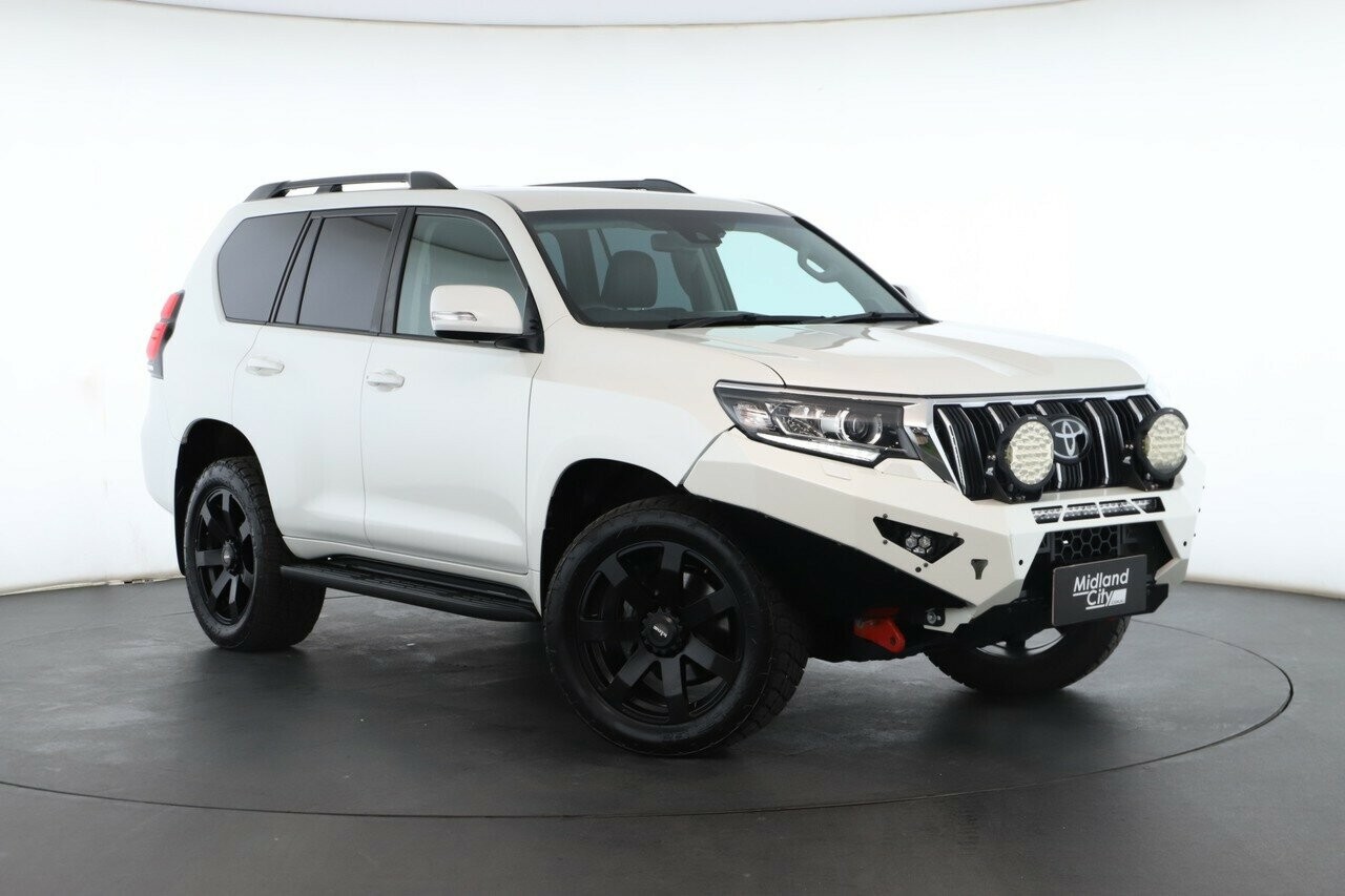 Toyota Landcruiser Prado image 1