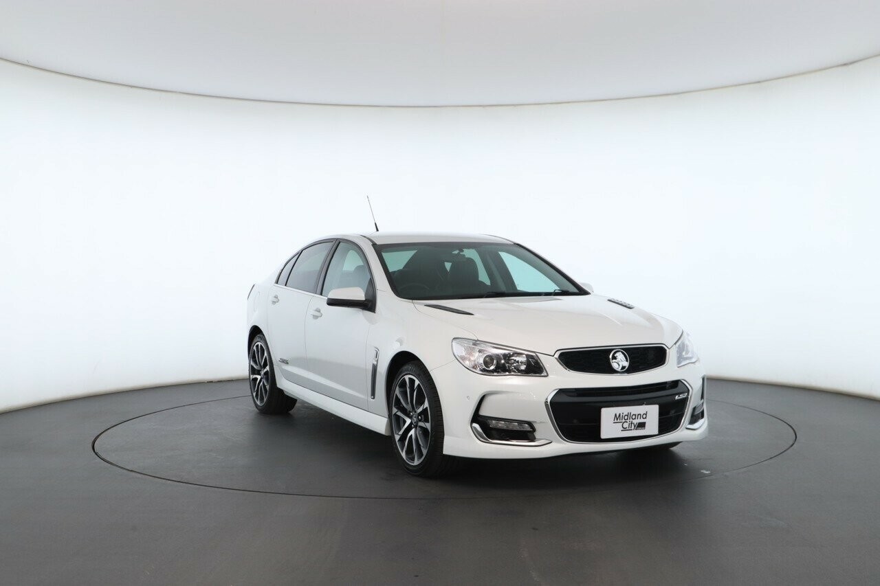 Holden Commodore image 4