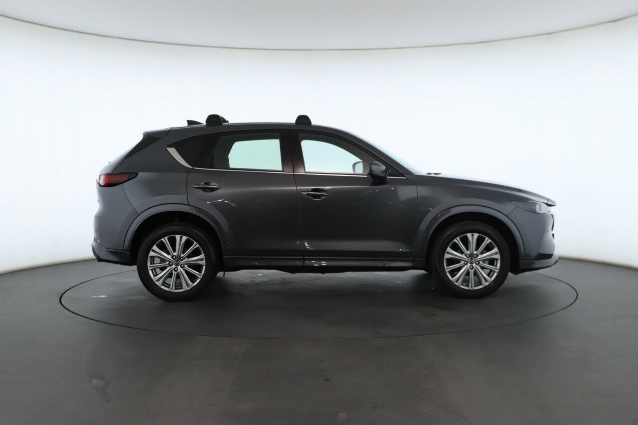 Mazda Cx-5 image 2
