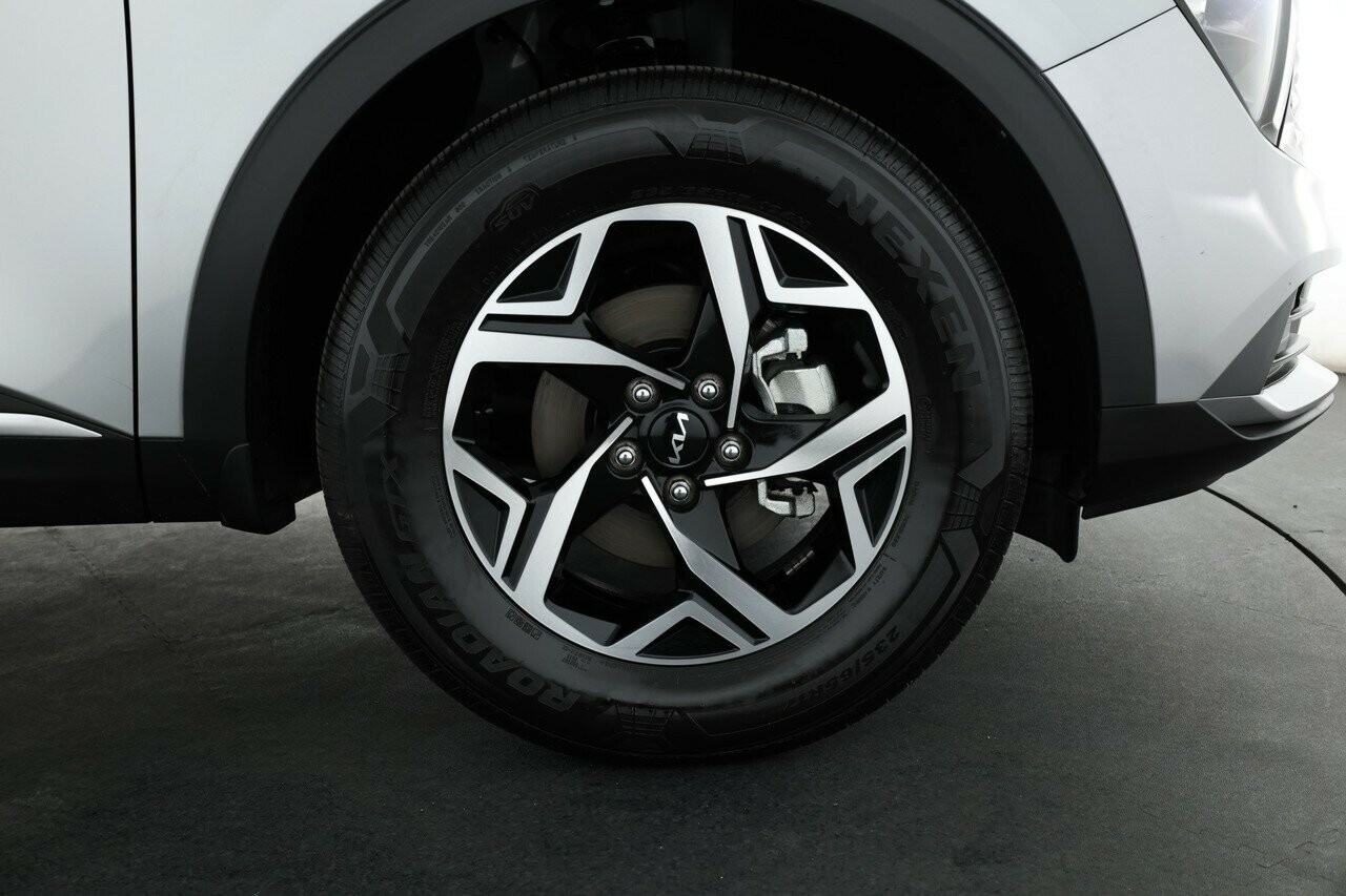 Kia Sportage image 3