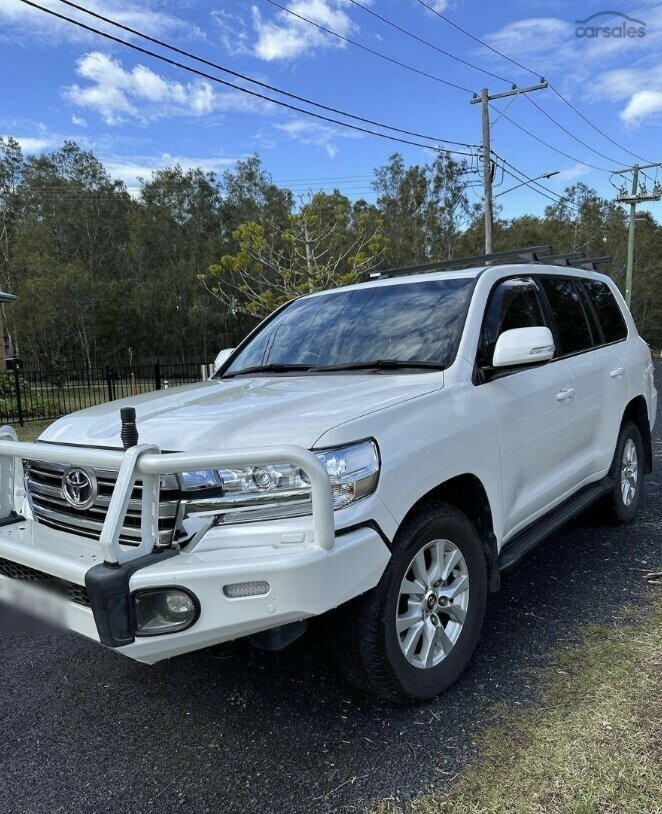 Toyota Landcruiser image 1