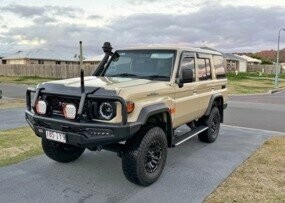 Toyota Landcruiser image 1
