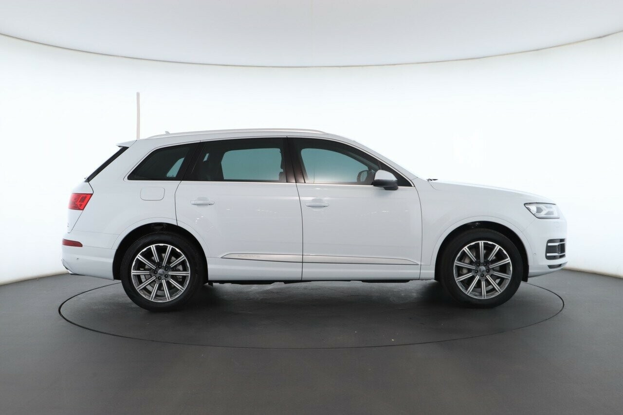 Audi Q7 image 3
