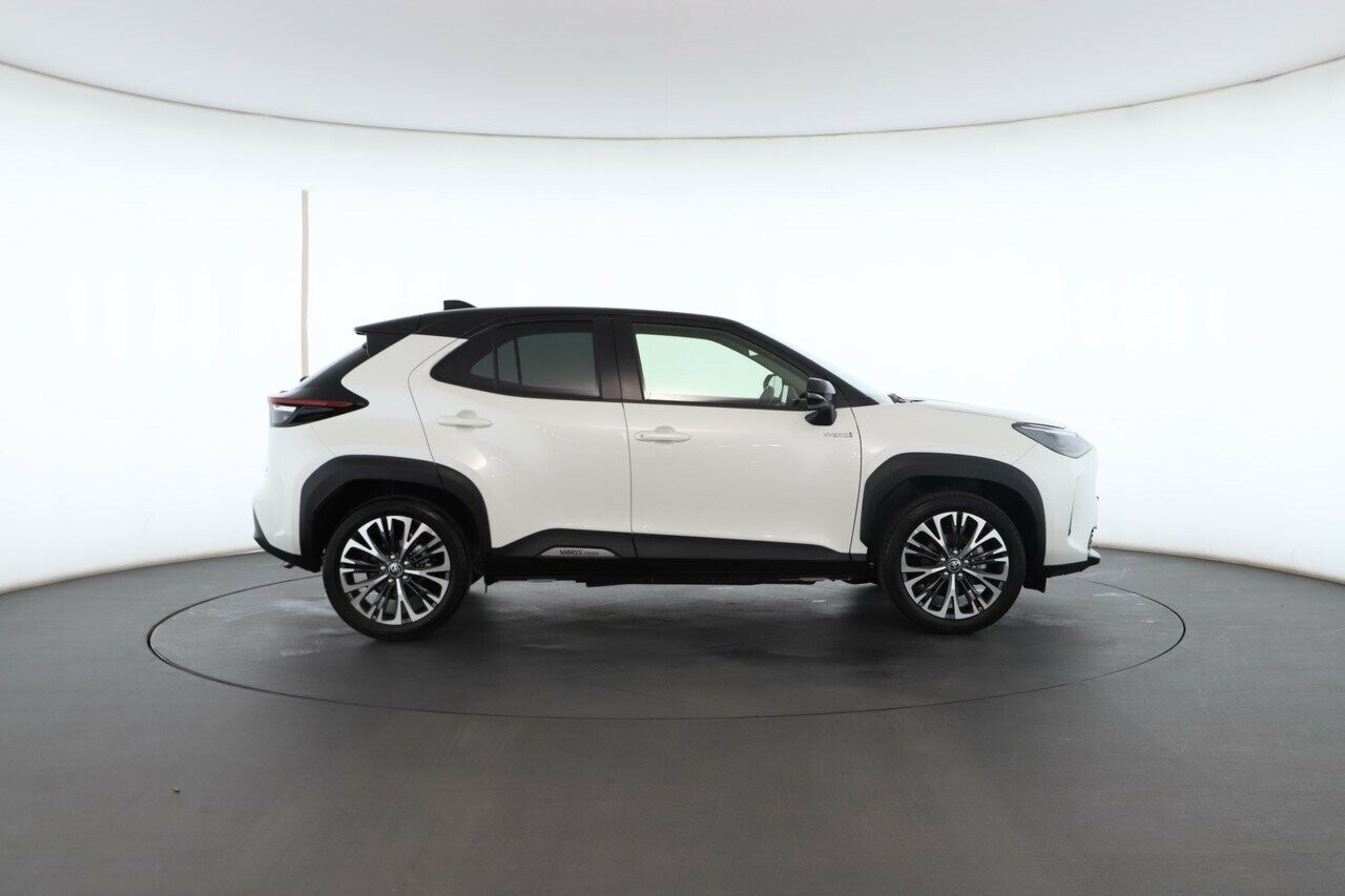 Toyota Yaris Cross image 2