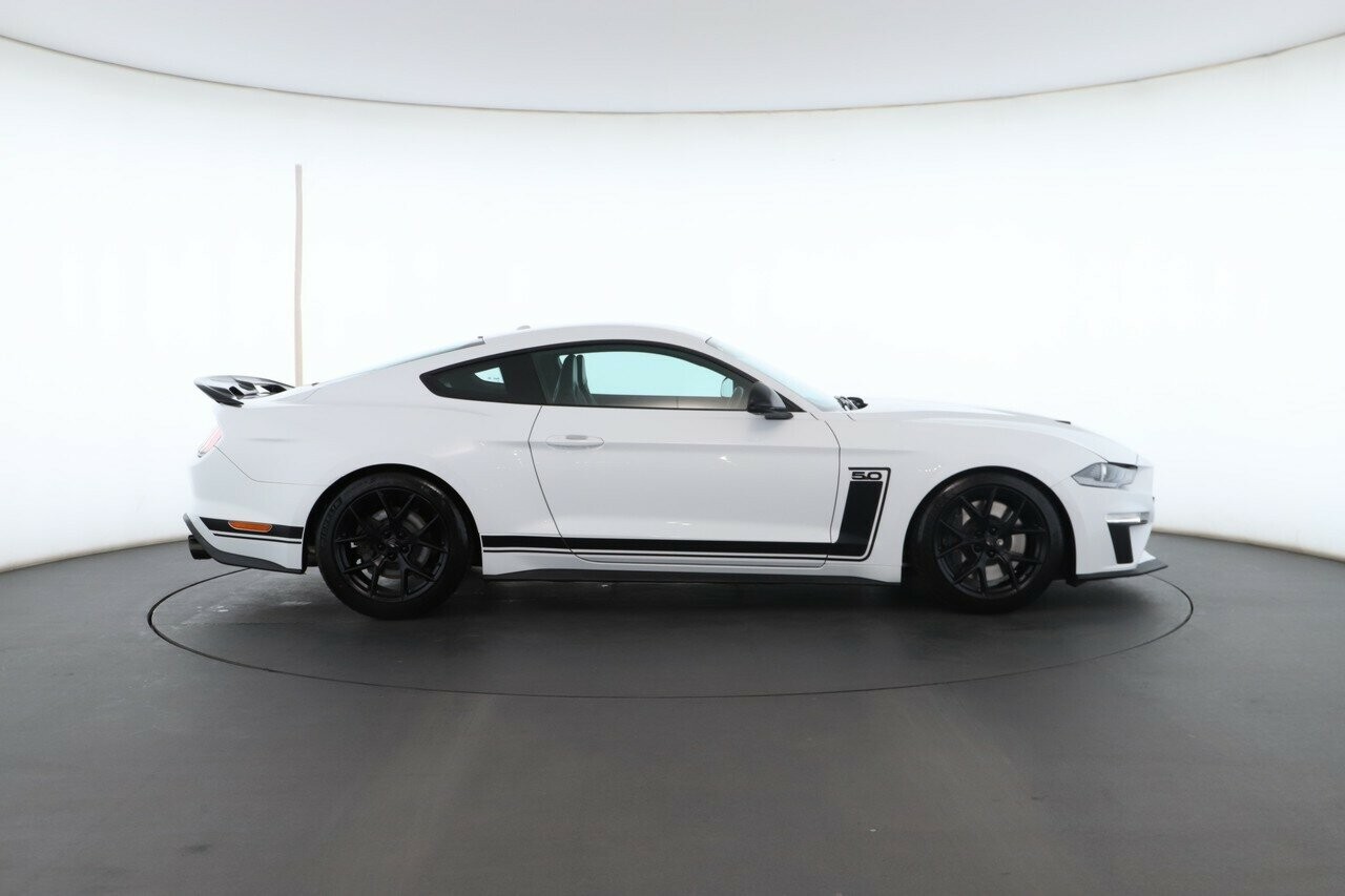 Ford Mustang image 2