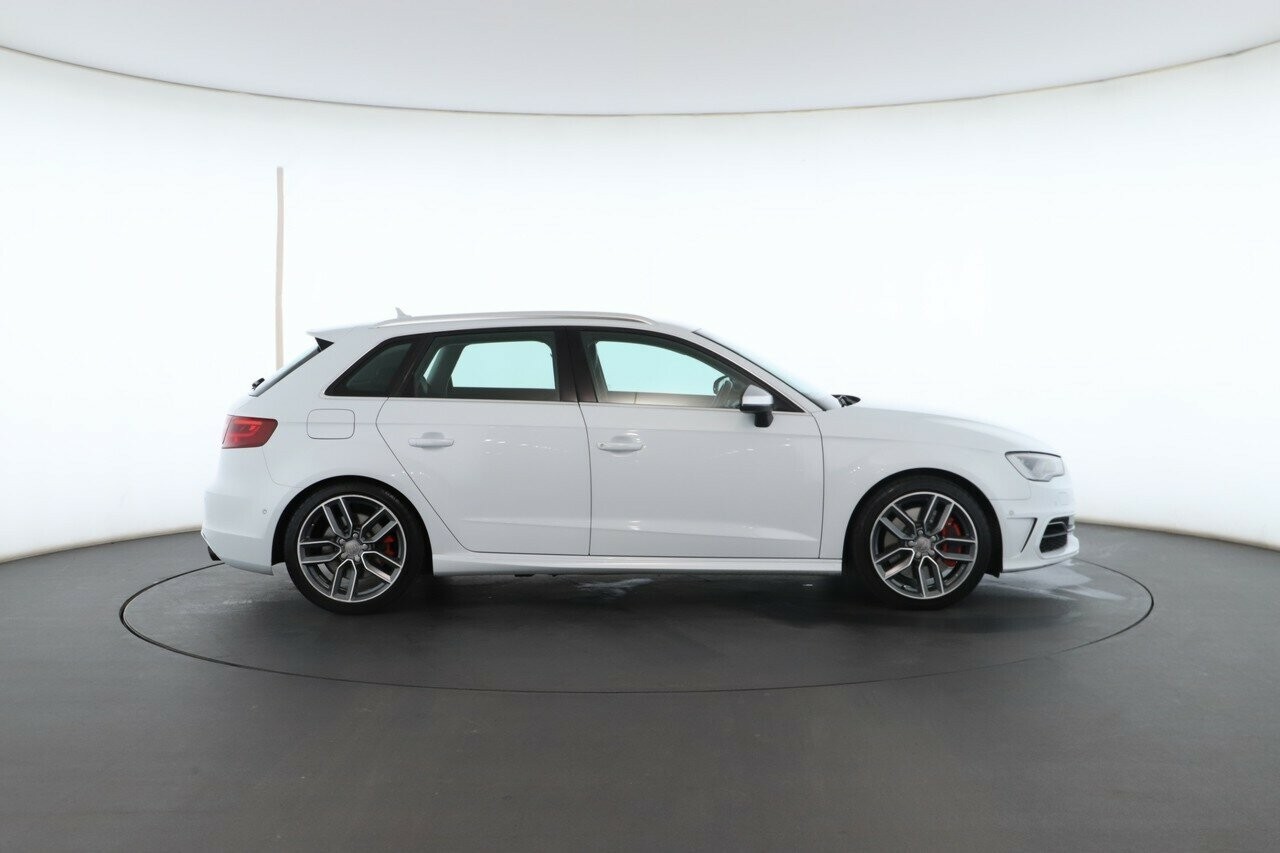 Audi S3 image 2