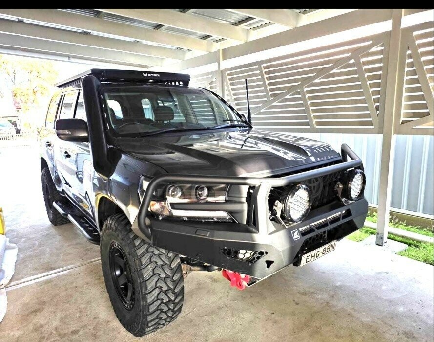 Toyota Landcruiser image 1