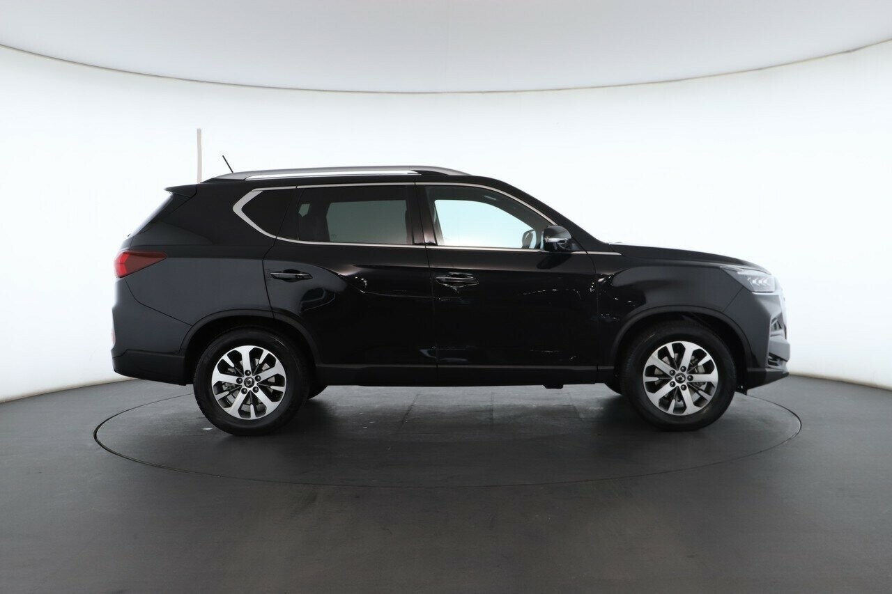 Ssangyong Rexton image 2