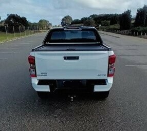 Isuzu D-max image 2