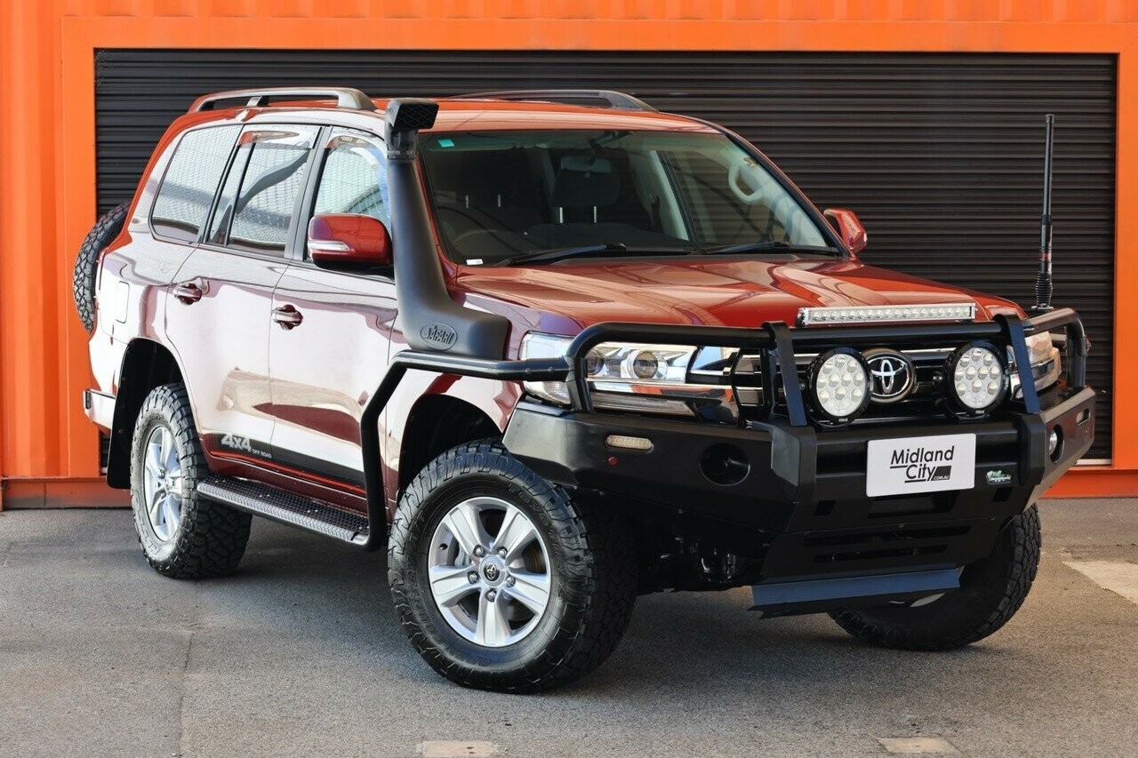 Toyota Landcruiser image 1