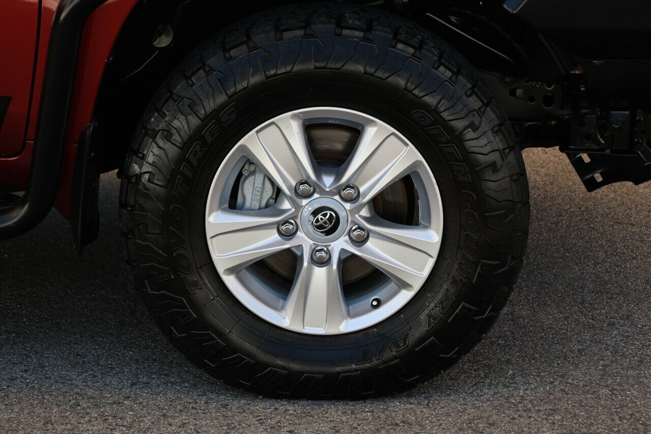 Toyota Landcruiser image 3