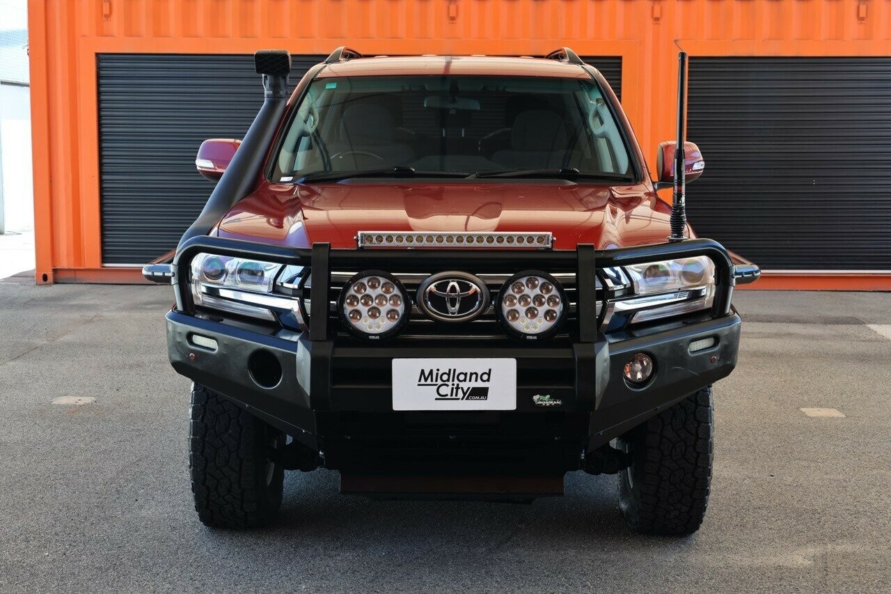 Toyota Landcruiser image 4