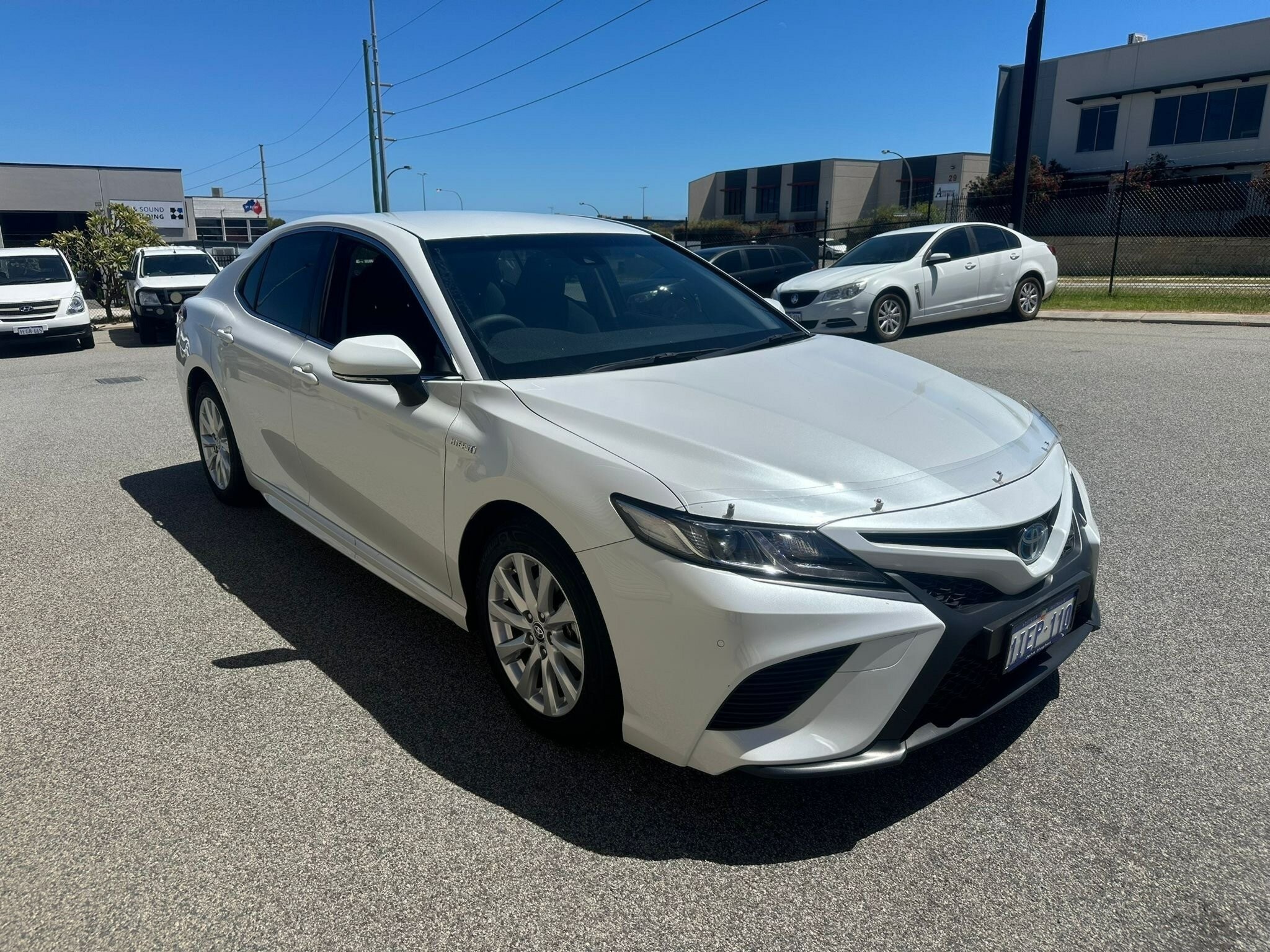 Toyota Camry image 1