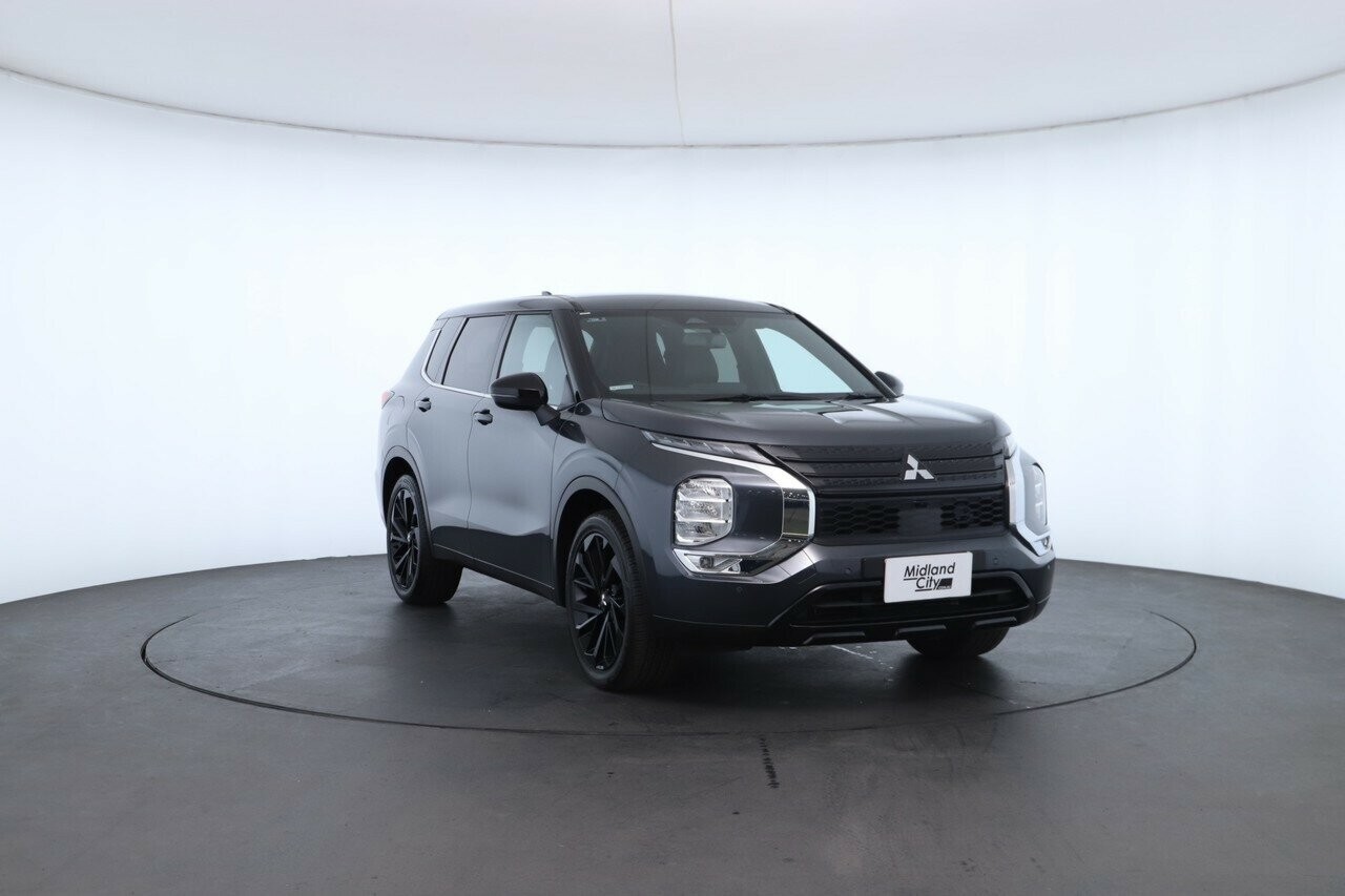 Mitsubishi Outlander image 4