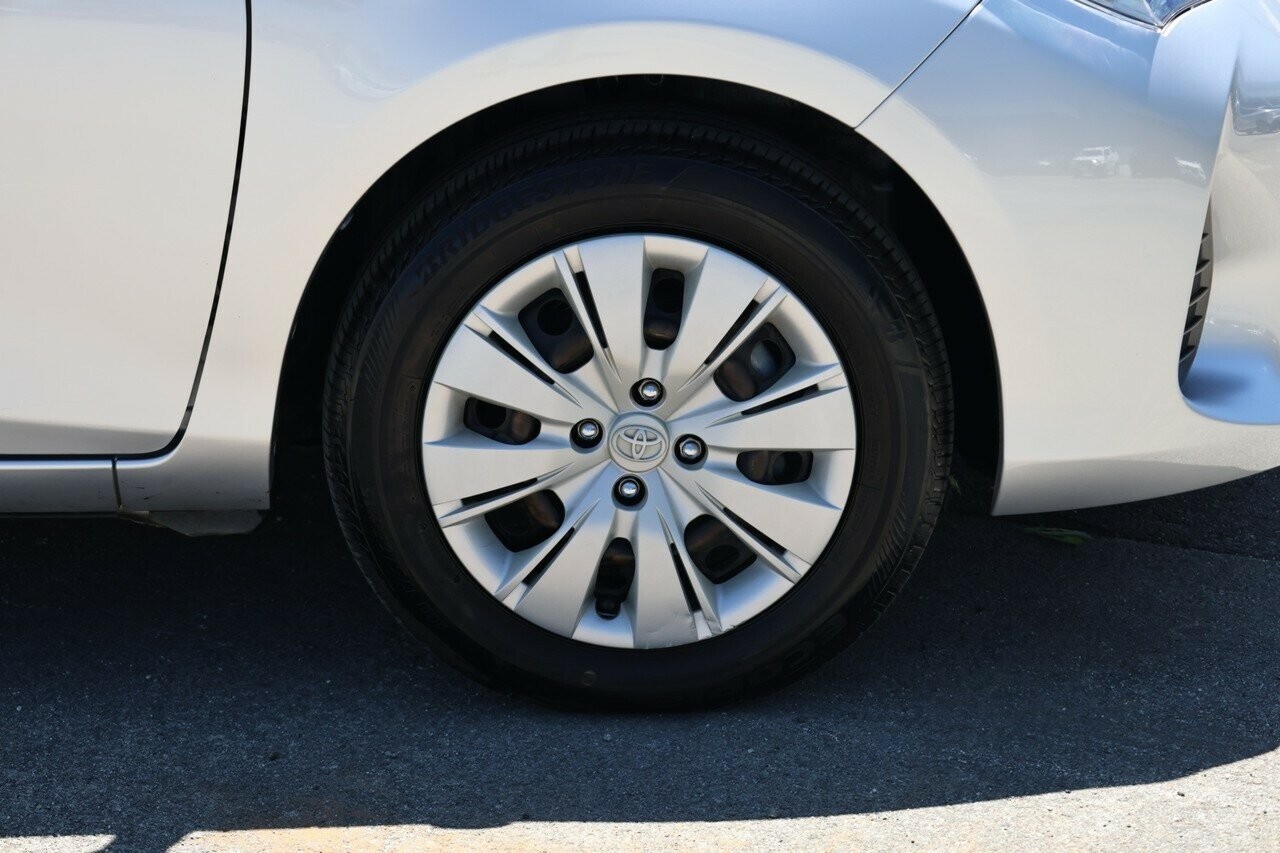 Toyota Yaris image 2