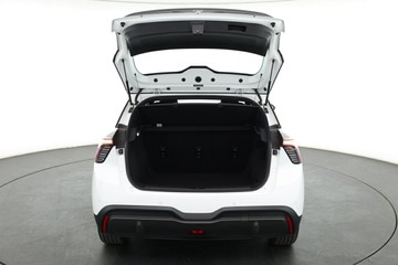 https://vehicle-cdn.autoleague.cloud/30353_61034647_11.jpg
