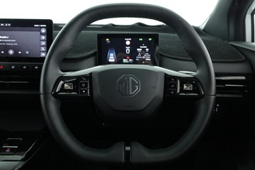 https://vehicle-cdn.autoleague.cloud/30353_61034647_24.jpg