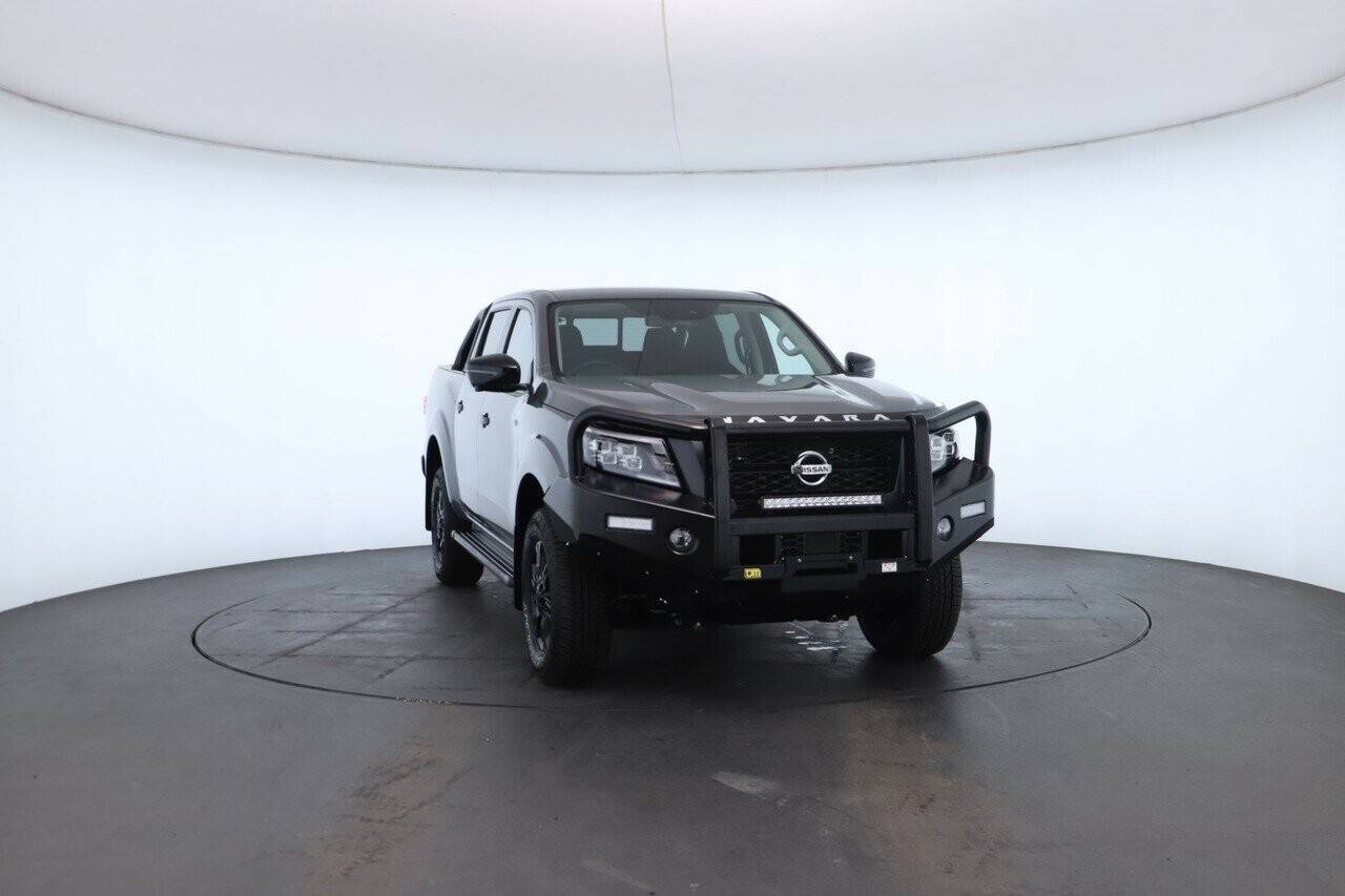 Nissan Navara image 3