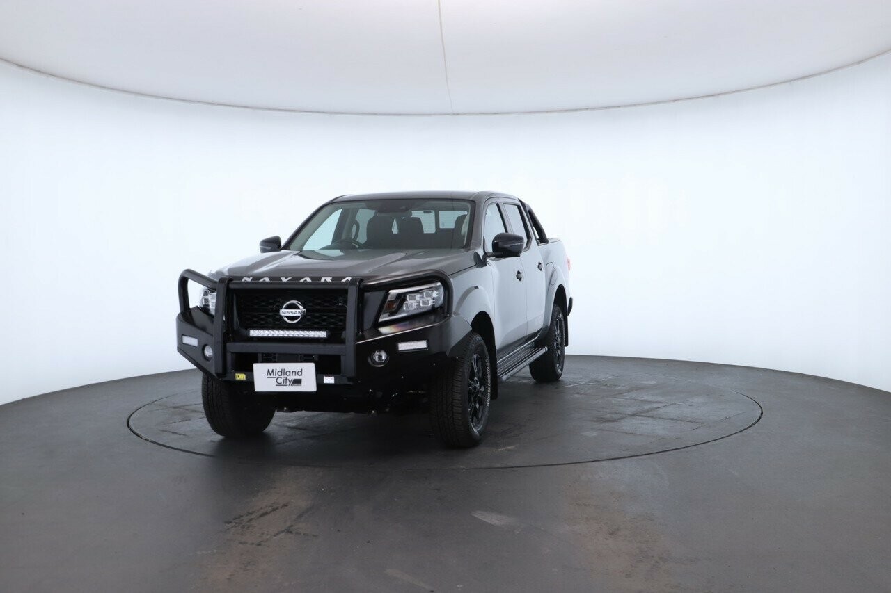 Nissan Navara image 4