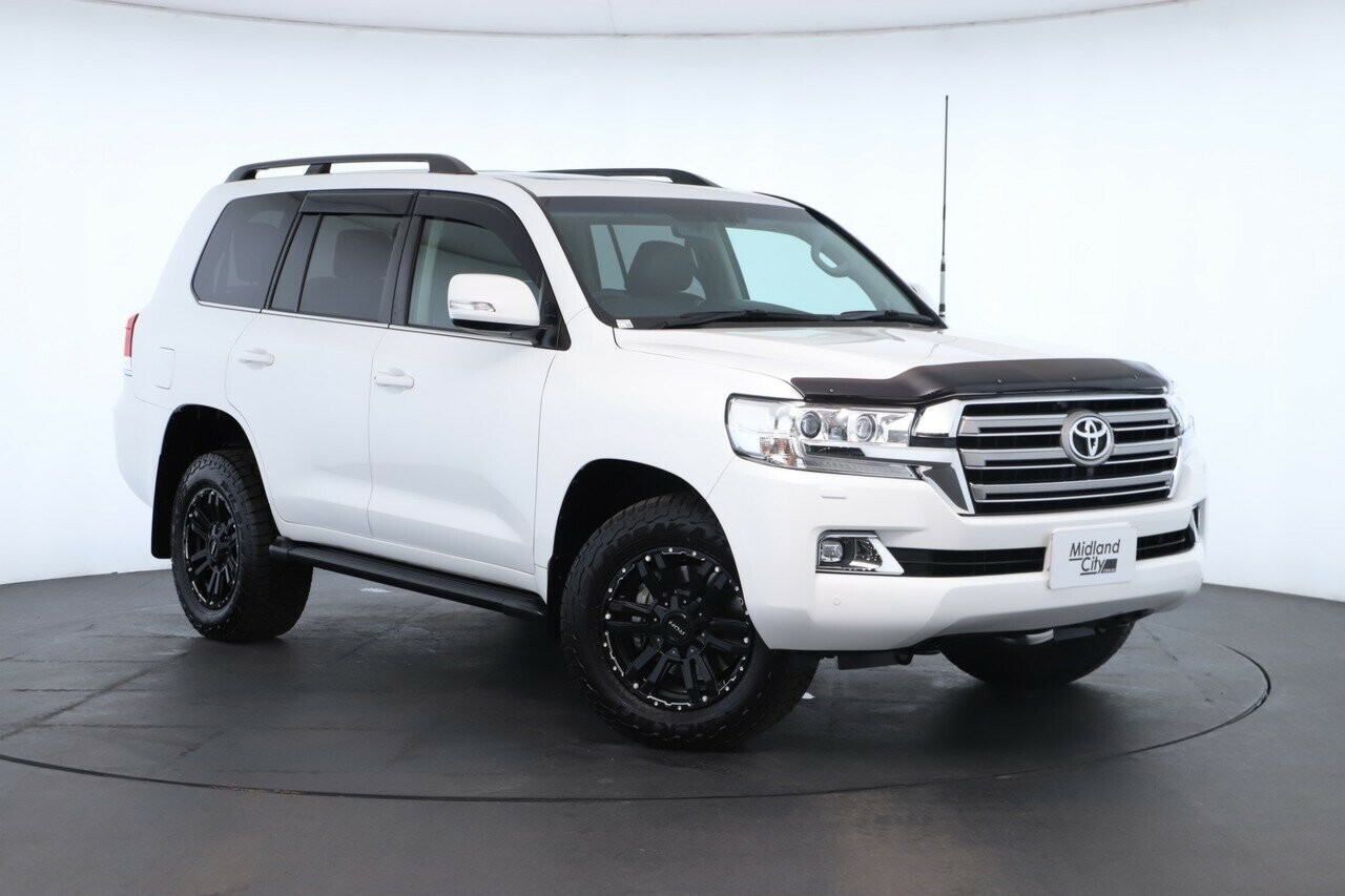 Toyota Landcruiser image 1