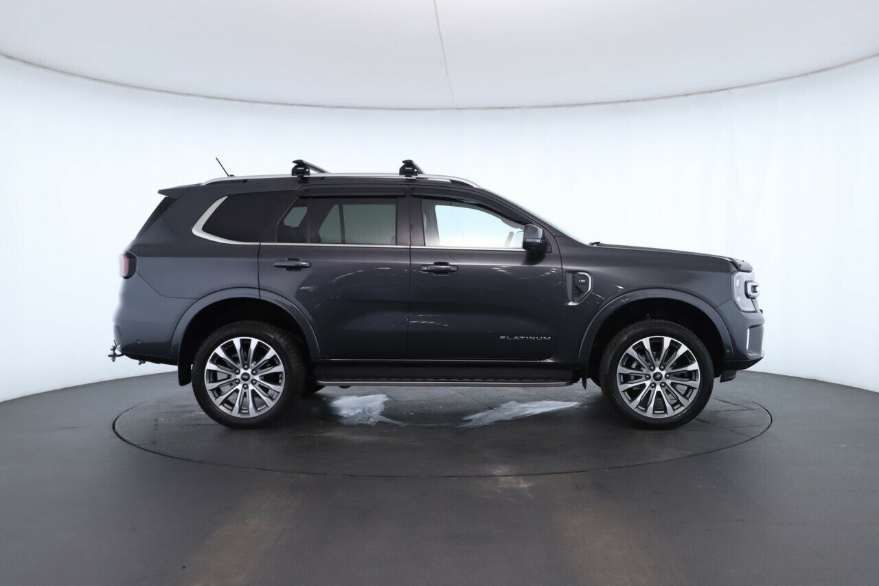 Ford Everest image 2