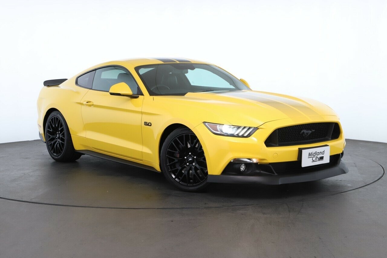 Ford Mustang image 1