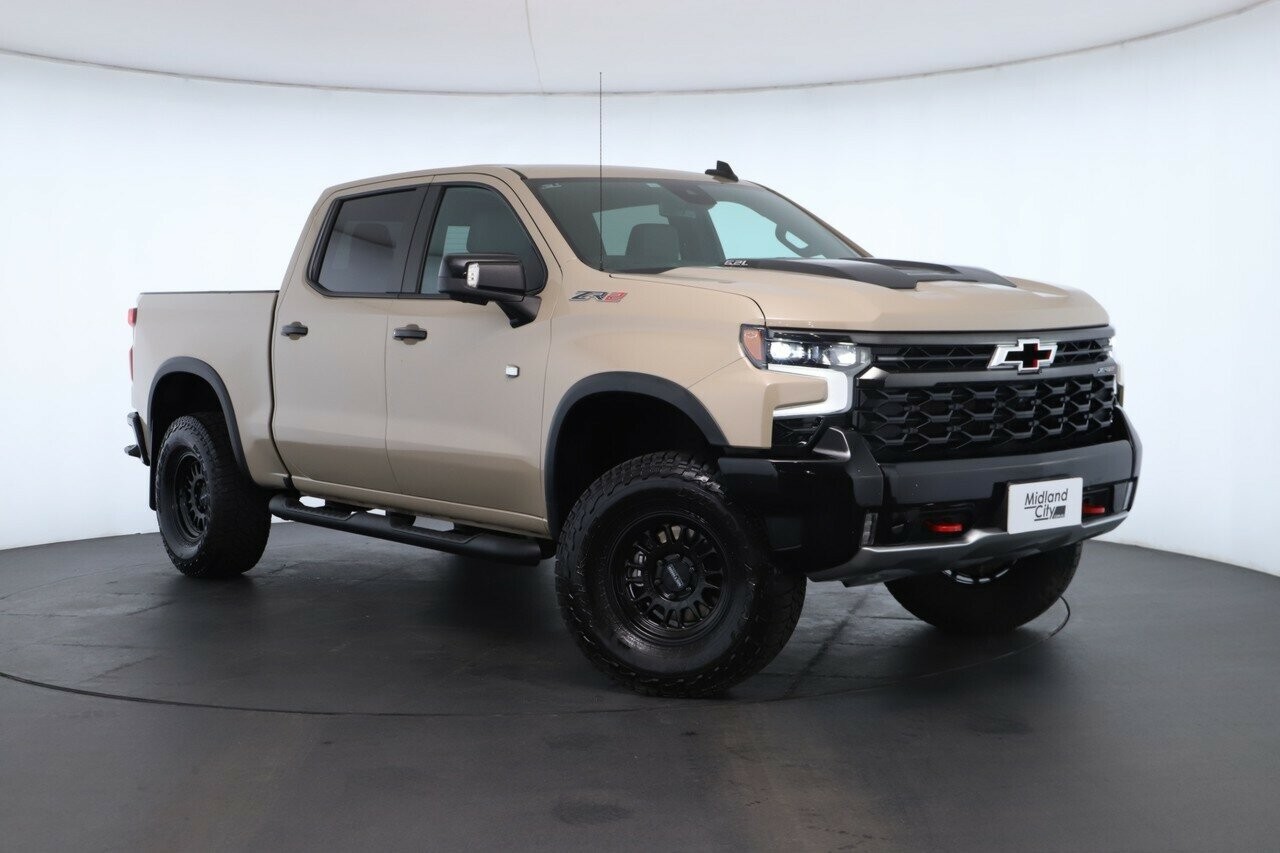 Chevrolet Silverado image 1