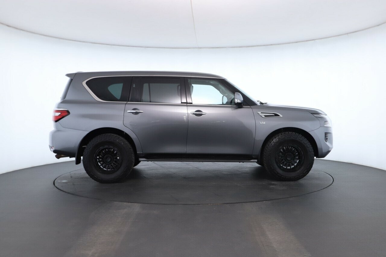 Nissan Patrol image 2