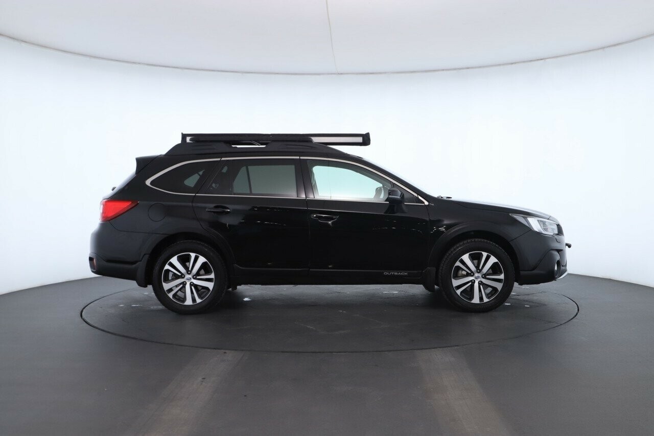 Subaru Outback image 2