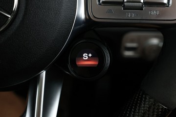 https://vehicle-cdn.autoleague.cloud/30353_61035357_11.jpg