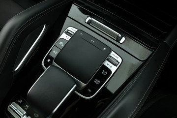 https://vehicle-cdn.autoleague.cloud/30353_61035357_12.jpg