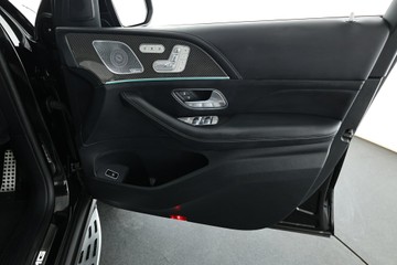 https://vehicle-cdn.autoleague.cloud/30353_61035357_6.jpg