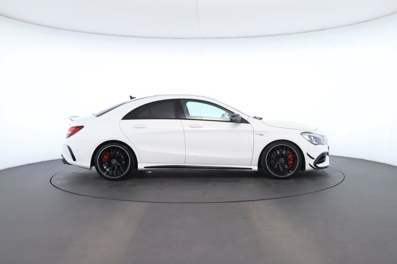 Mercedes Benz Cla-class image 2