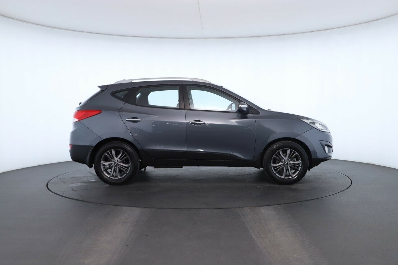 Hyundai Ix35 image 2