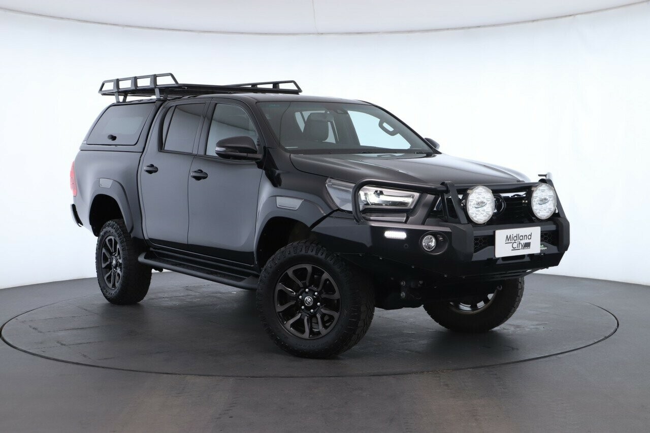 Toyota Hilux image 1